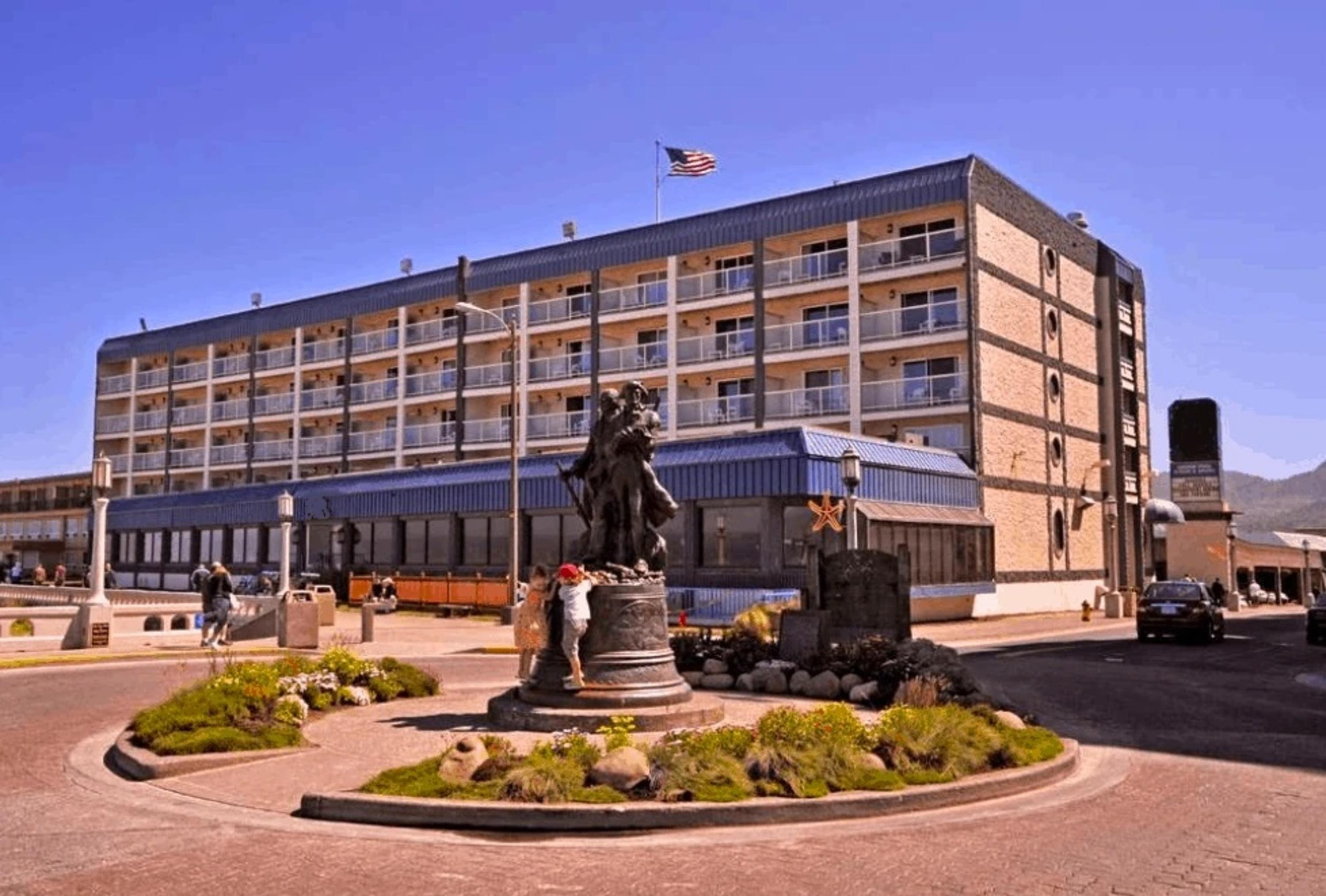 Promenade & Oceanfront Hotel Seaside