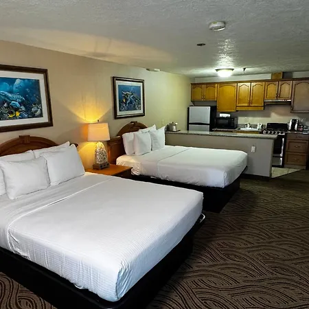 Promenade Inn & Suites Oceanfront Seaside Exterior photo