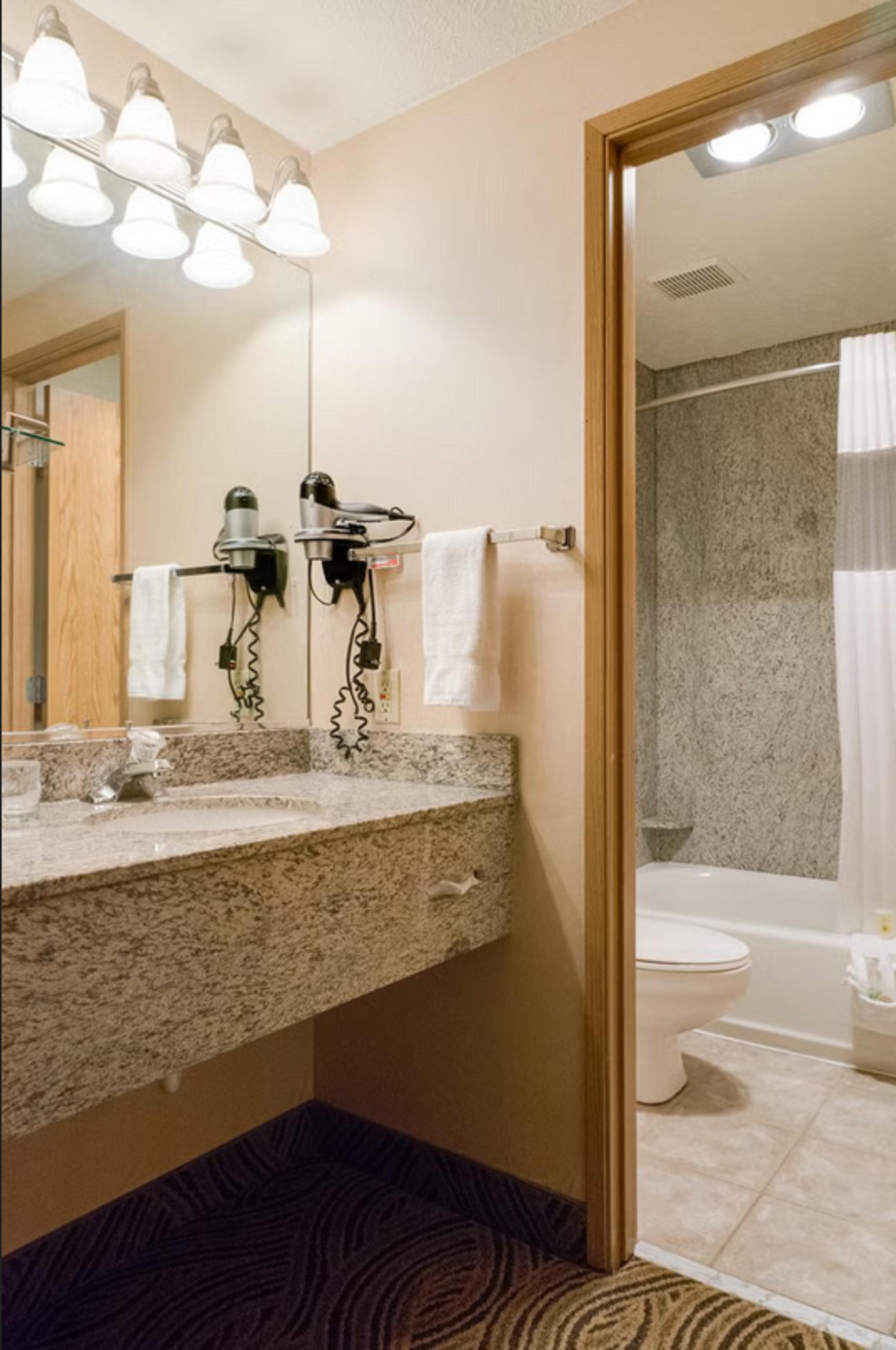 Promenade & Oceanfront 3*